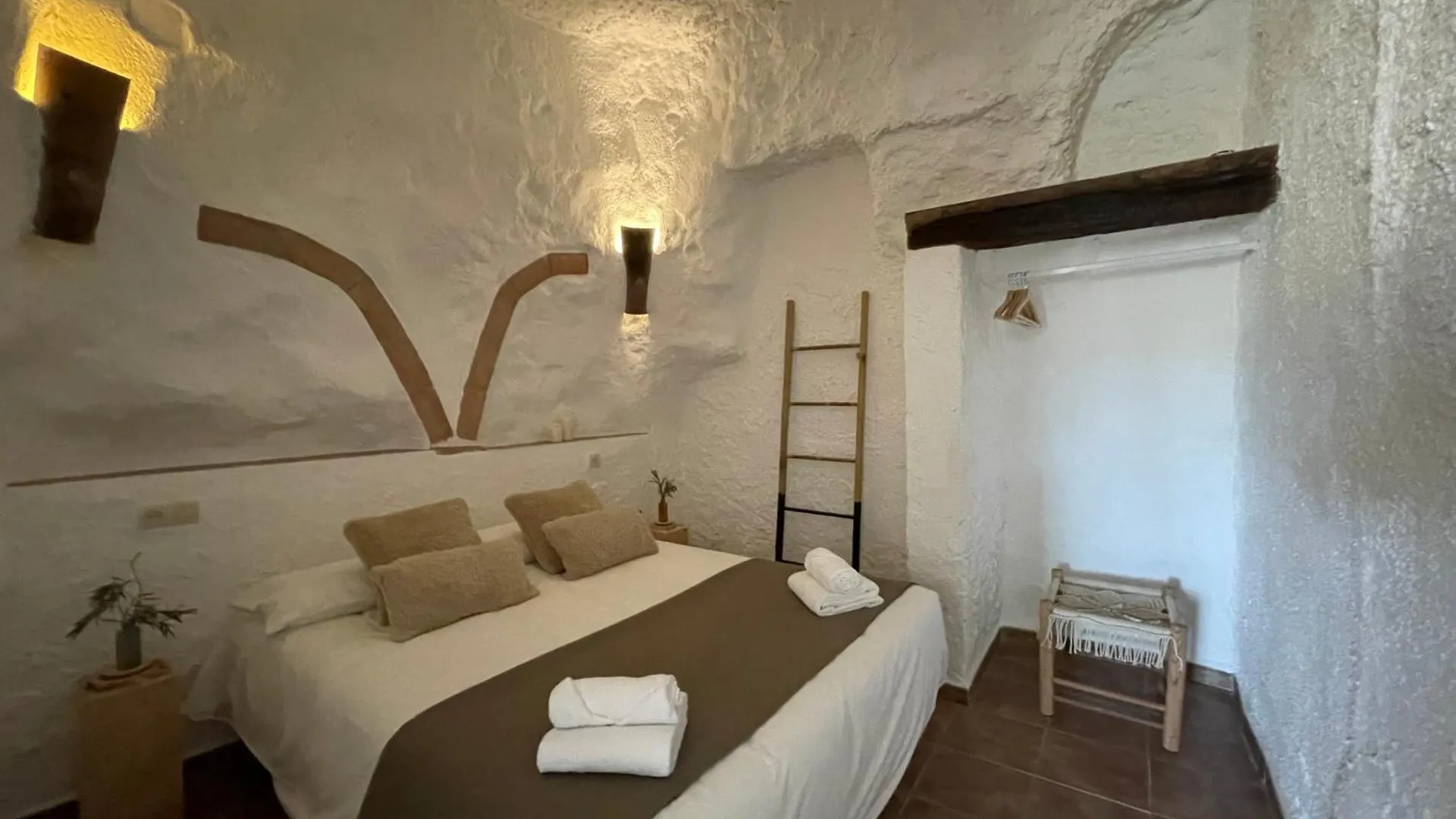 Cuevas El Atochal Origenes Aparthotel Gor Spain